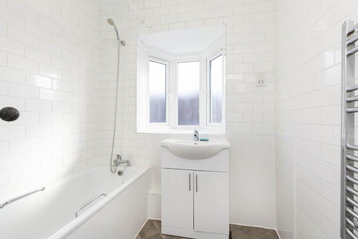 Shared Accomodation Burnley Road, Dollis Hill